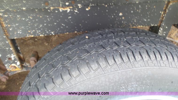 image for item L2155 1989 Hallmark camper