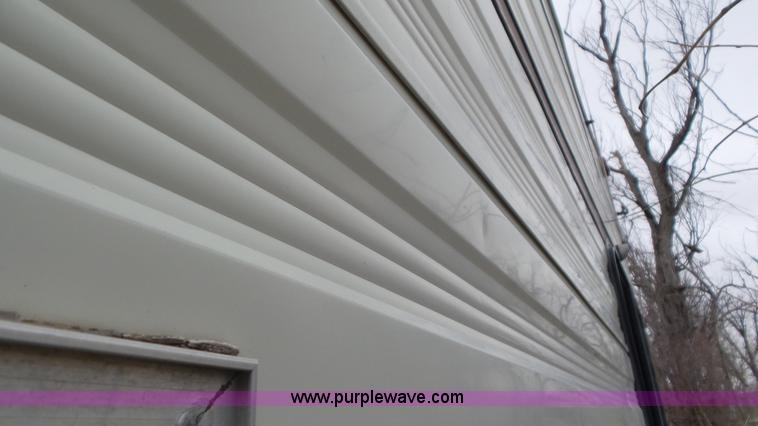 image for item L2155 1989 Hallmark camper