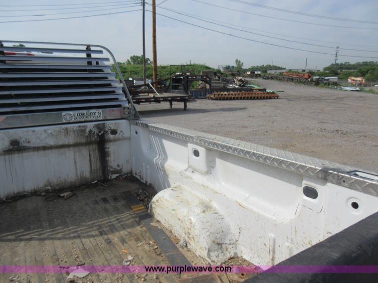 image for item L2793 2007 Chevrolet Silverado 2500 HD Ext. Cab pickup truck