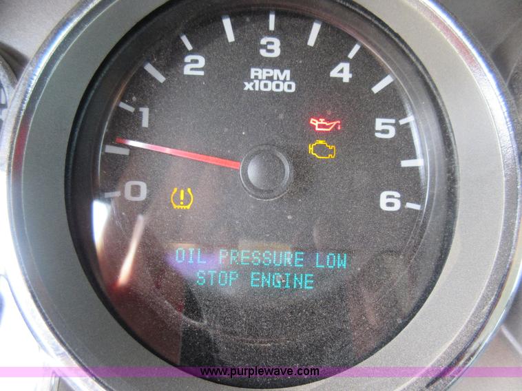 image for item L2793 2007 Chevrolet Silverado 2500 HD Ext. Cab pickup truck