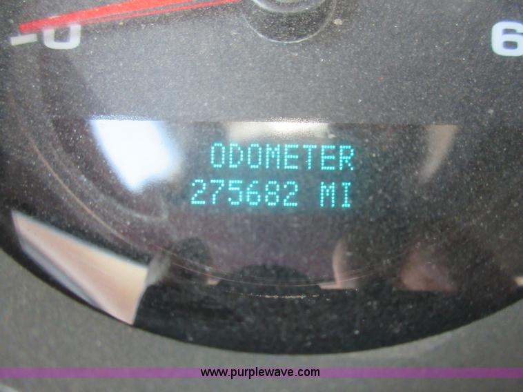 image for item L2793 2007 Chevrolet Silverado 2500 HD Ext. Cab pickup truck