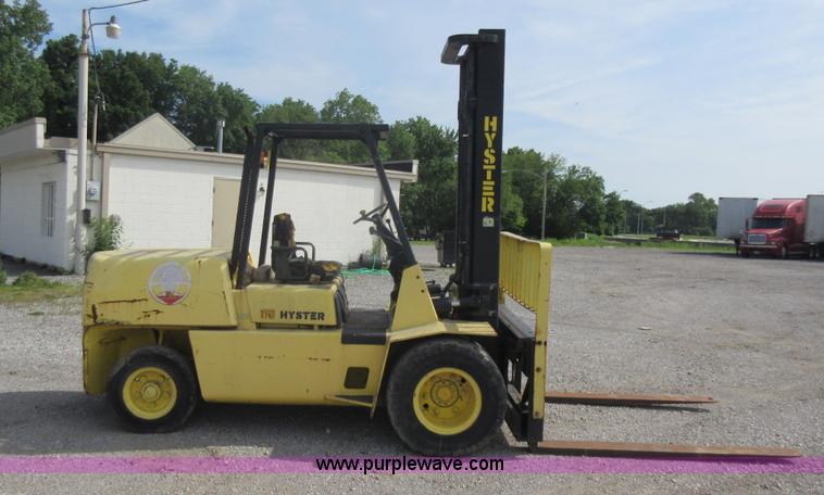 image for item L2798 Hyster 110 forklift
