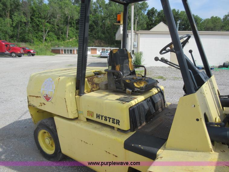 image for item L2798 Hyster 110 forklift