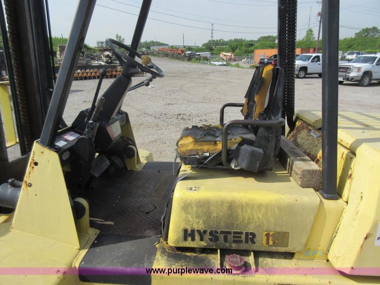 image for item L2798 Hyster 110 forklift