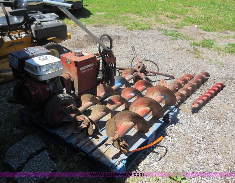 image for item L2816 Little Beaver post hole auger