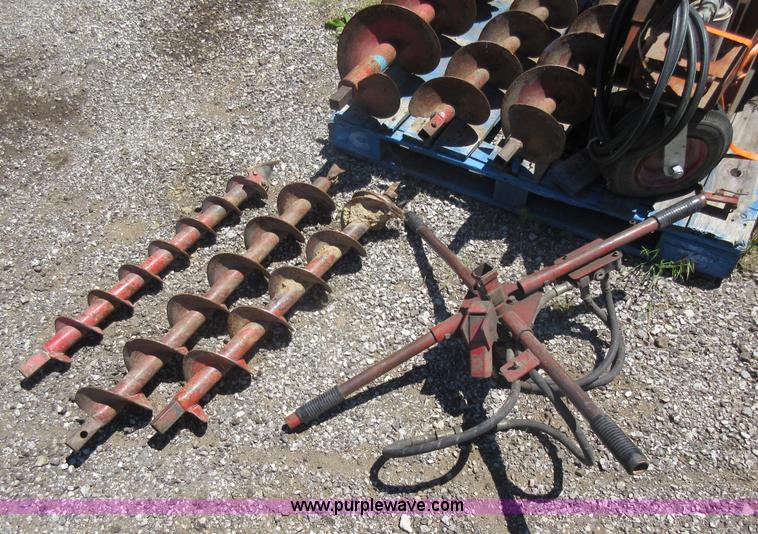 image for item L2816 Little Beaver post hole auger