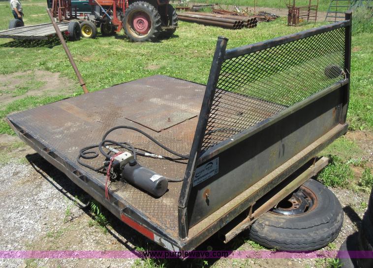 image for item L2817 Flatbed