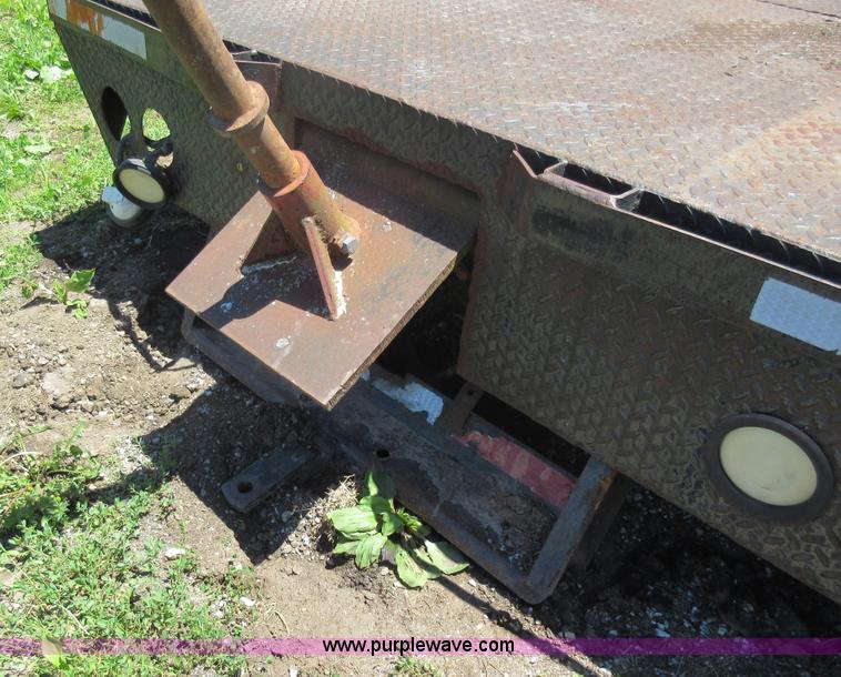 image for item L2817 Flatbed