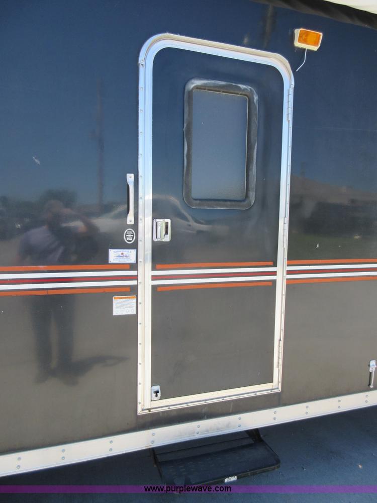 image for item L2827 2009 Forest River Work & Play toy hauler trailer