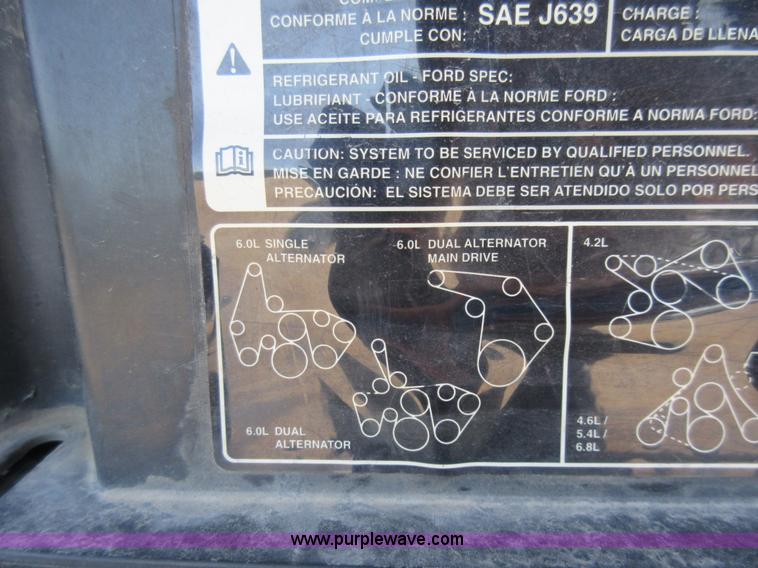 image for item L2834 2006 Ford E450 shuttle bus