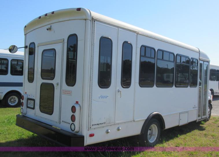 image for item L2835 2006 Ford E450 shuttle bus