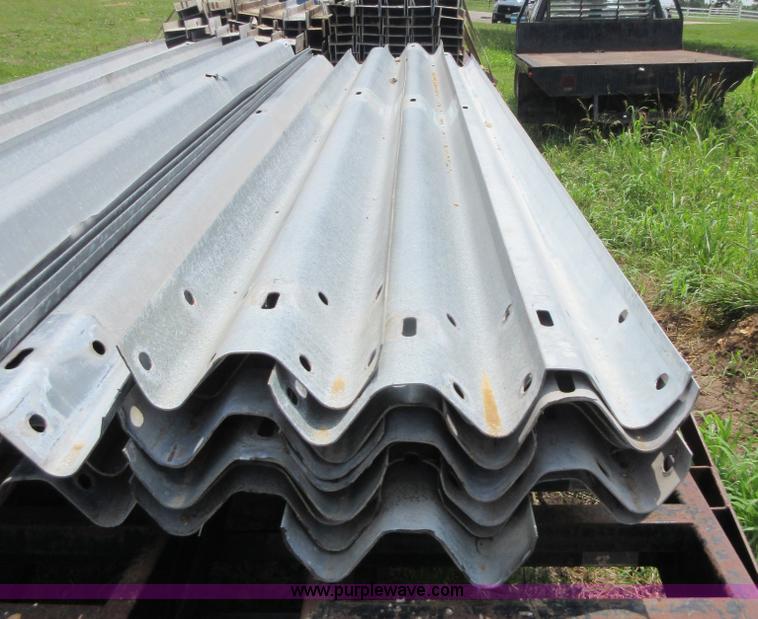 image for item L2844 (20) guard rail sections