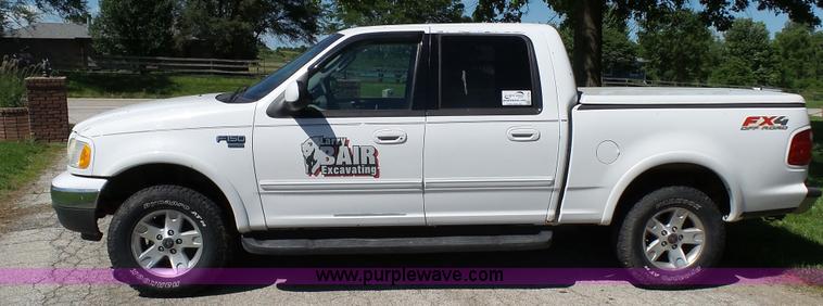 image for item L4795 2003 Ford F150 SuperCrew pickup truck