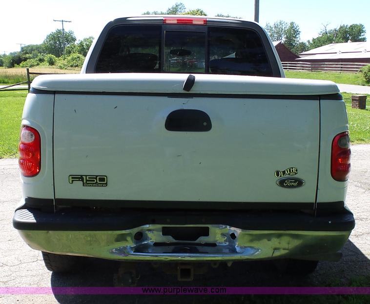 image for item L4795 2003 Ford F150 SuperCrew pickup truck