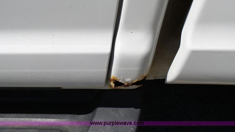 image for item L4795 2003 Ford F150 SuperCrew pickup truck