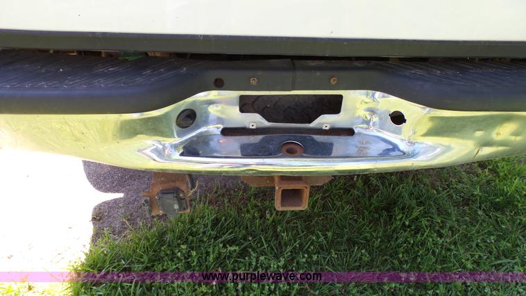 image for item L4795 2003 Ford F150 SuperCrew pickup truck