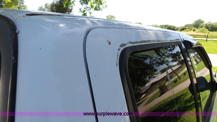 image for item L4795 2003 Ford F150 SuperCrew pickup truck