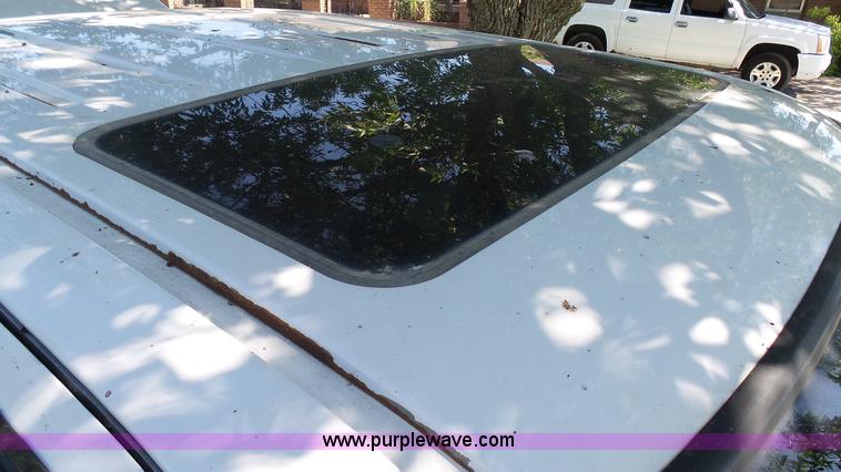 image for item L4795 2003 Ford F150 SuperCrew pickup truck