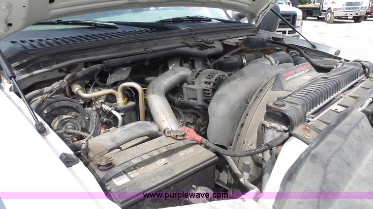 image for item L4807 2006 Ford F450 flatbed truck