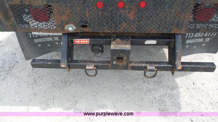 image for item L4807 2006 Ford F450 flatbed truck