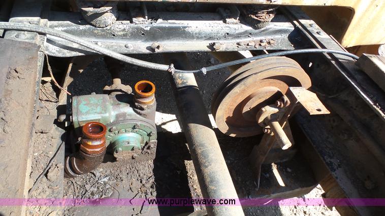 image for item L4918 1978 GMC 6500 truck cab and chassis