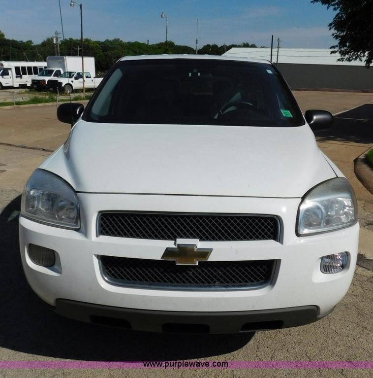 image for item L5884 2008 Chevrolet Uplander van
