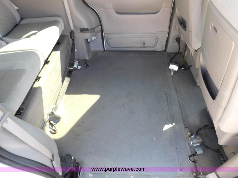 image for item L5885 2007 Chevrolet Uplander van