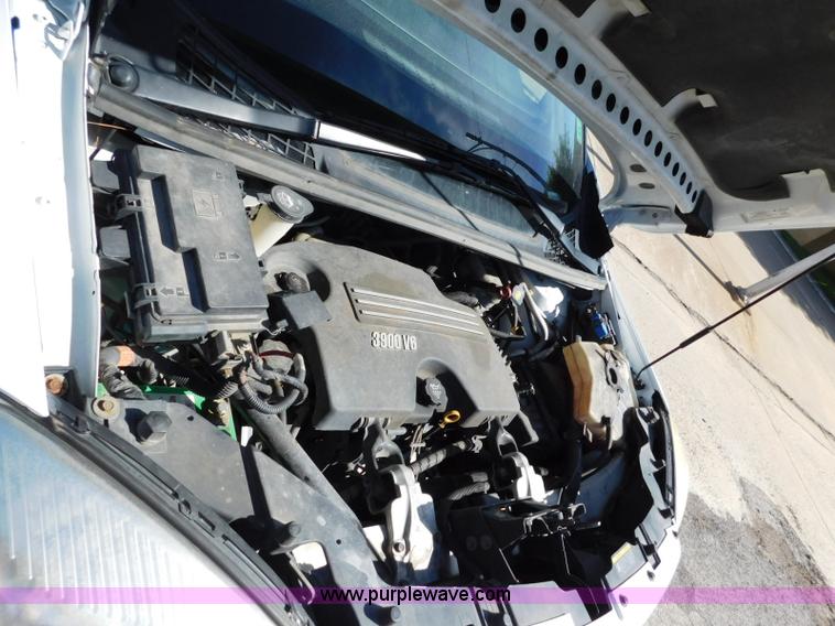 image for item L5885 2007 Chevrolet Uplander van