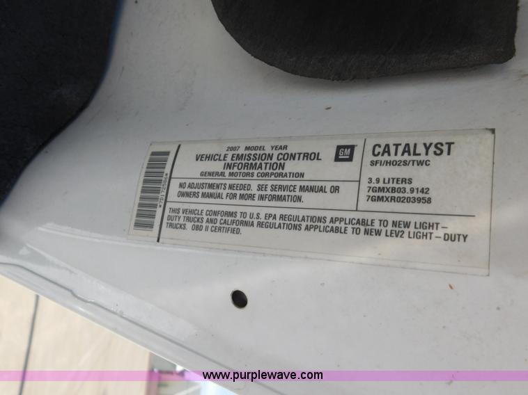 image for item L5885 2007 Chevrolet Uplander van