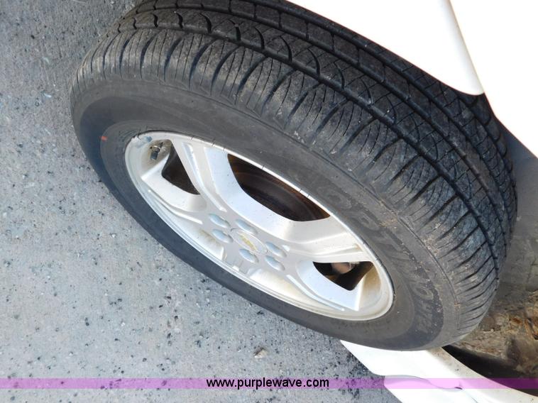 image for item L5886 2008 Chevrolet Uplander van