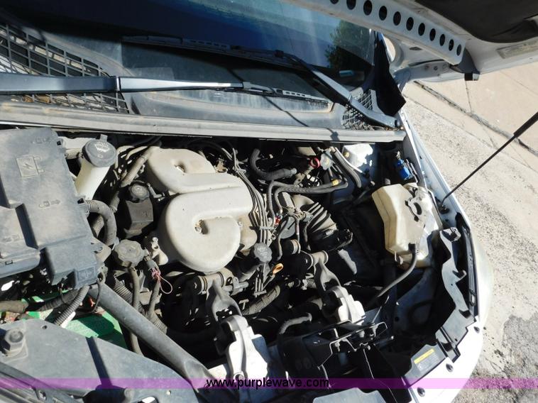 image for item L5886 2008 Chevrolet Uplander van