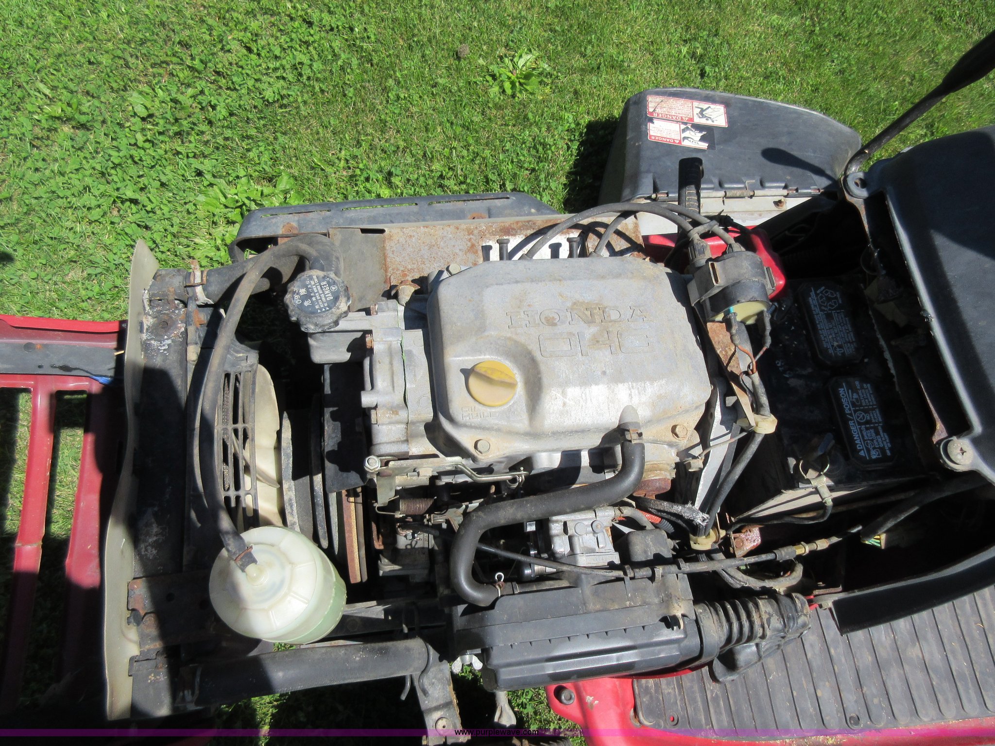 Honda 4518 lawn mower in Oak Grove, MO Item L2783 sold Purple Wave