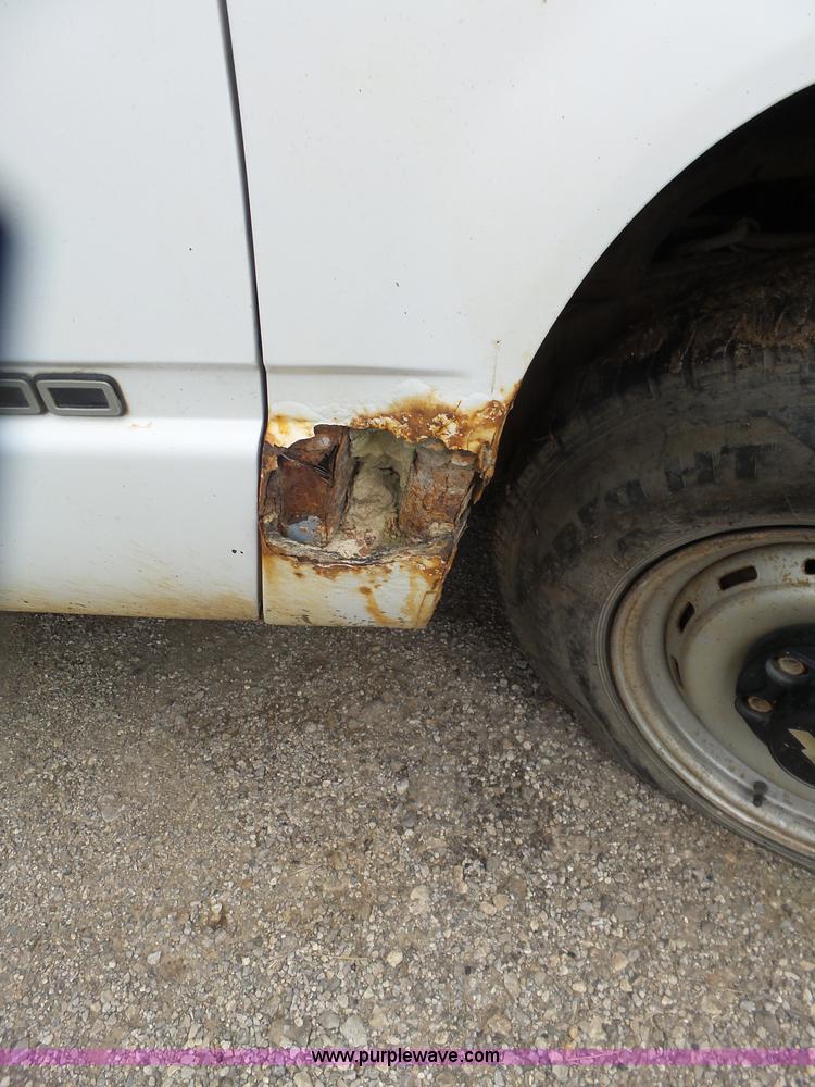 image for item AG9232 1996 Chevrolet 1500 flatbed pickup truck