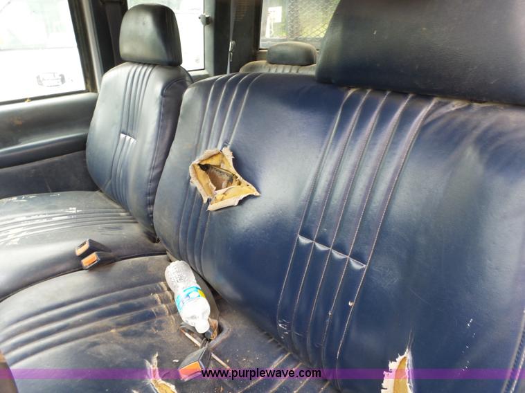 image for item AG9232 1996 Chevrolet 1500 flatbed pickup truck