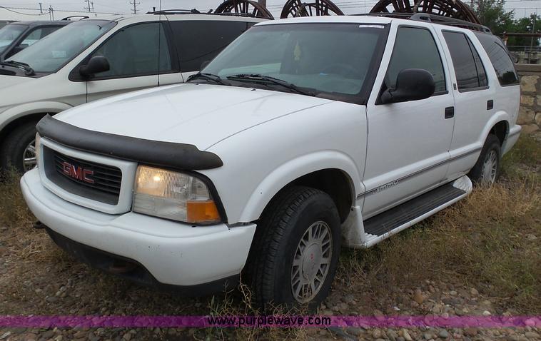image for item AR9318 1998 GMC Jimmy SLS SUV