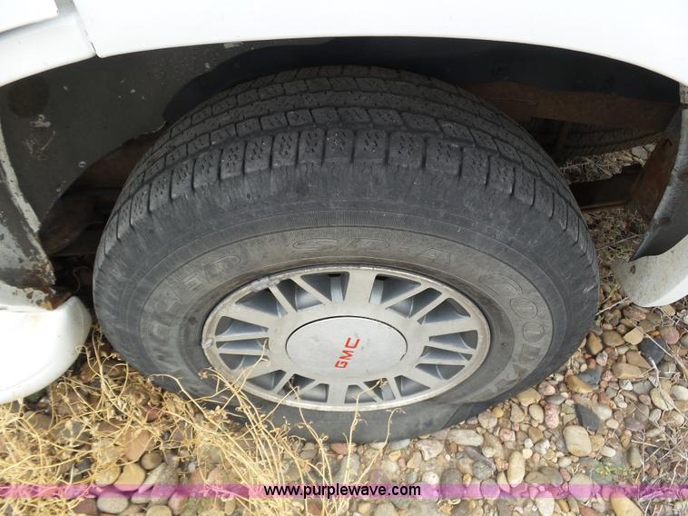 image for item AR9318 1998 GMC Jimmy SLS SUV