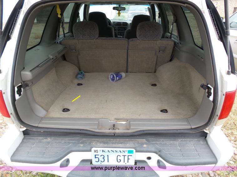 image for item AR9318 1998 GMC Jimmy SLS SUV