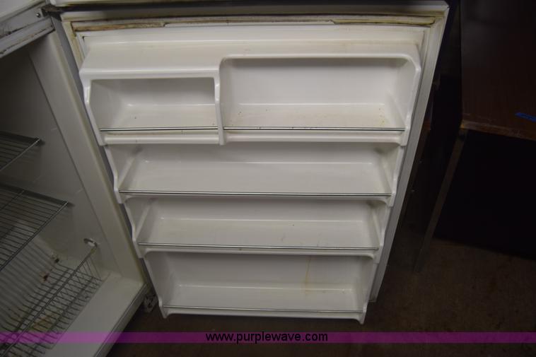 image for item AR9592 Montgomery Ward refrigerator