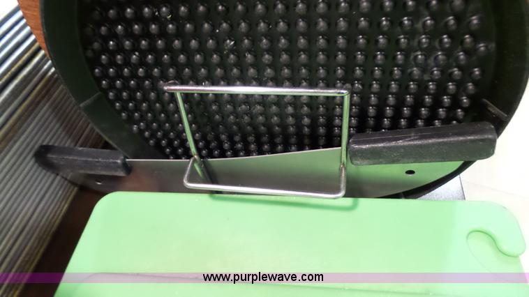 image for item BF9823 Restaurant equipment