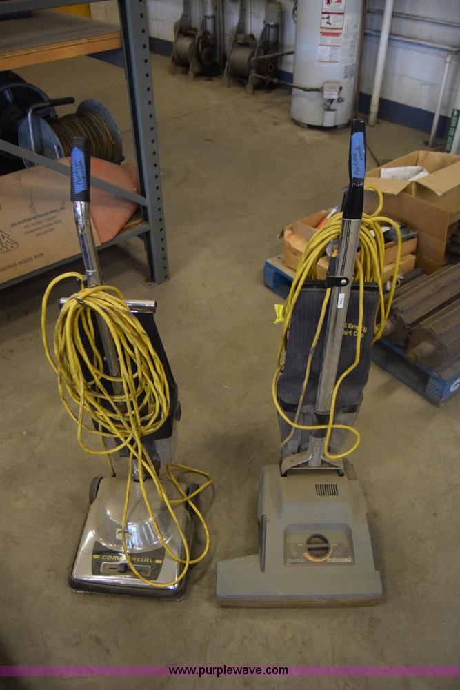 Janitorial equipment in Hutchinson, KS Item BF9831 sold Purple Wave