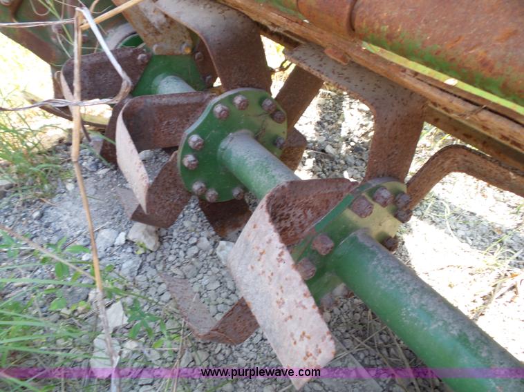 image for item BG9451 John Deere 550 tiller