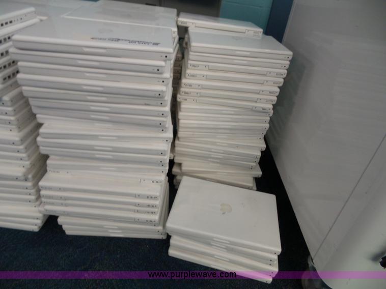 image for item BG9463 Approximately 380 Apple laptops