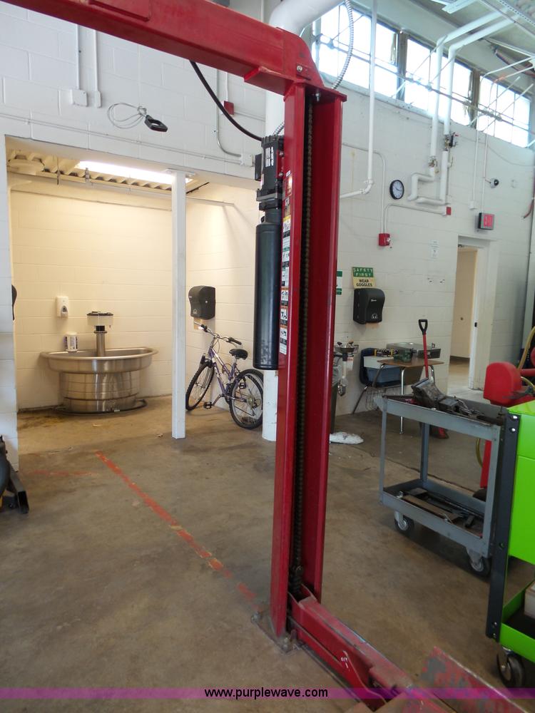 image for item BG9486 Ammco 2296 four post car lift