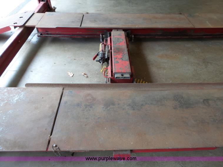 image for item BG9486 Ammco 2296 four post car lift