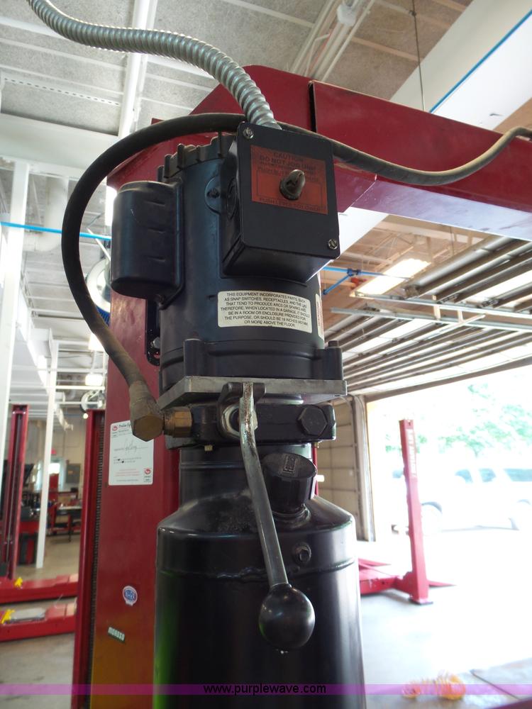 image for item BG9486 Ammco 2296 four post car lift