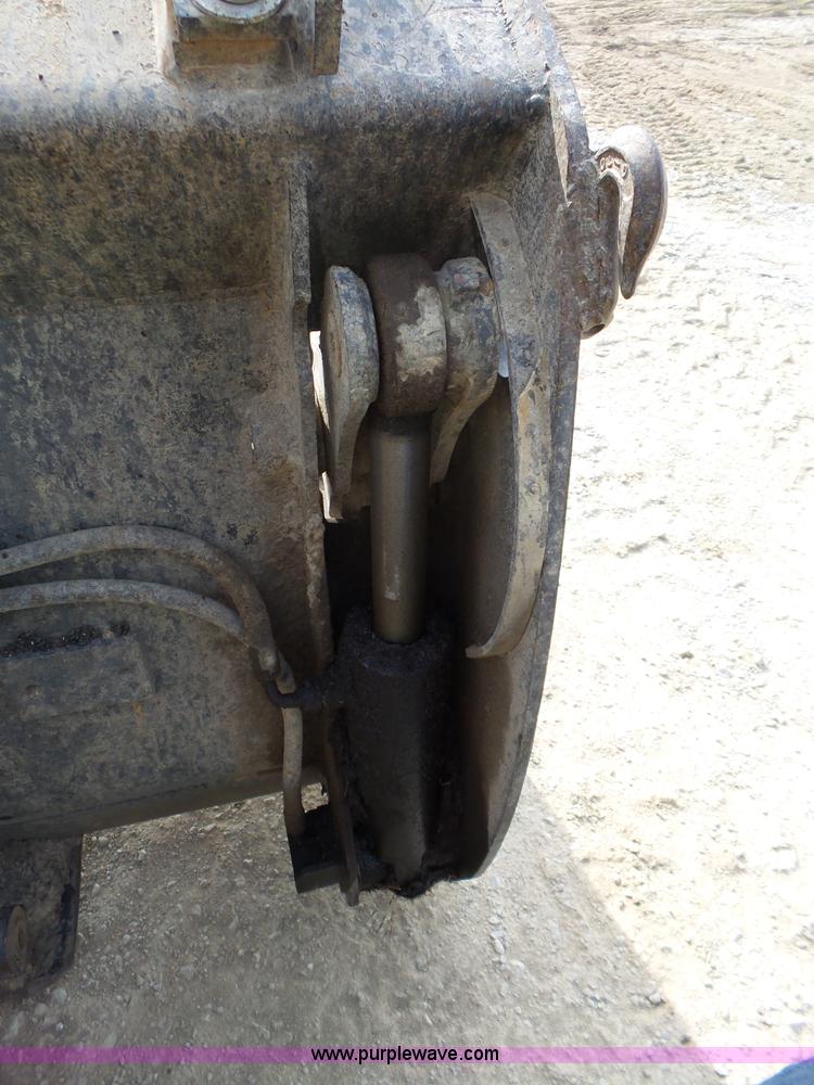 image for item BL9690 Komatsu WB140-2 backhoe