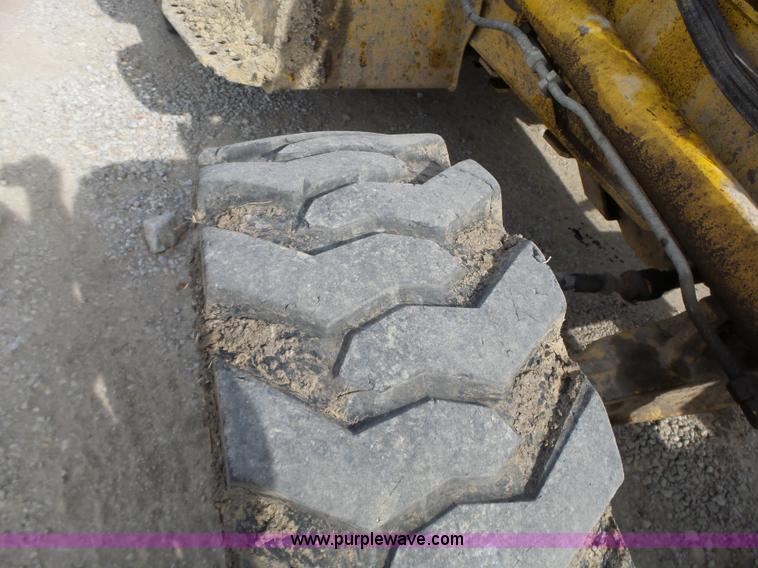 image for item BL9690 Komatsu WB140-2 backhoe