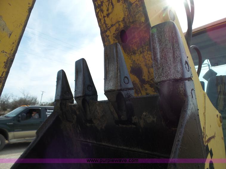 image for item BL9690 Komatsu WB140-2 backhoe