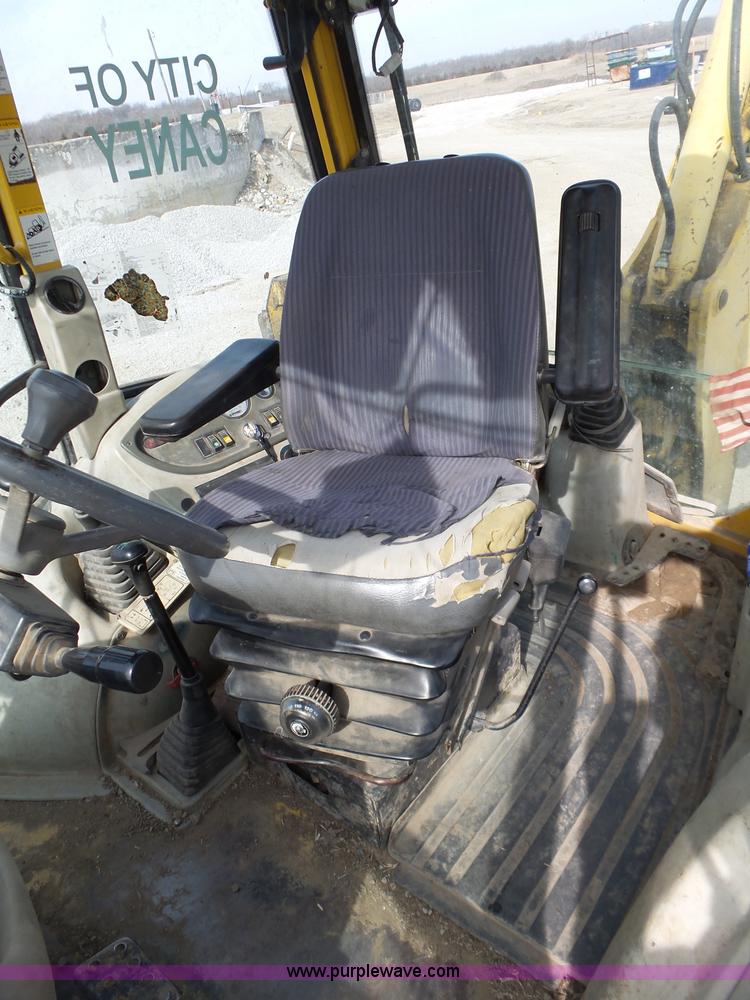 image for item BL9690 Komatsu WB140-2 backhoe