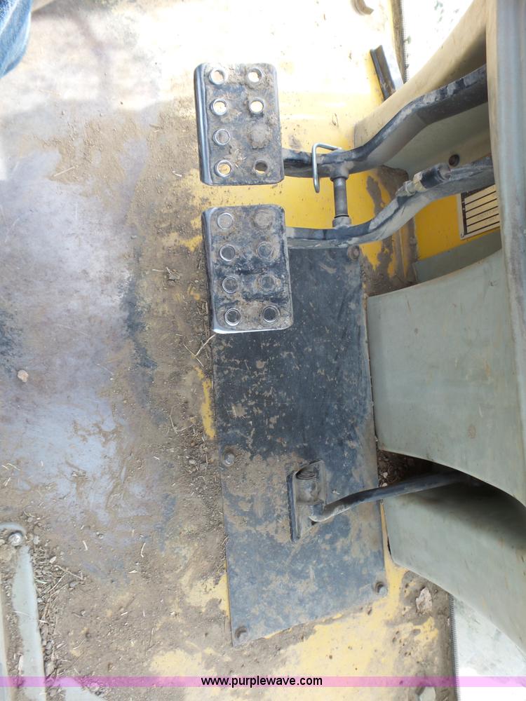 image for item BL9690 Komatsu WB140-2 backhoe